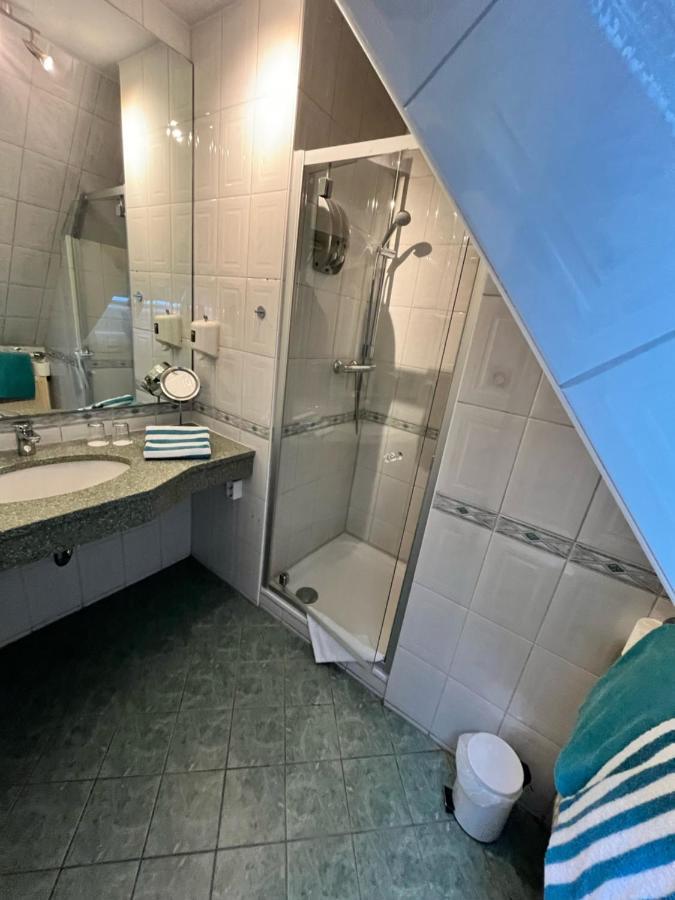 Hotel Am Elisabethufer Jever Luaran gambar