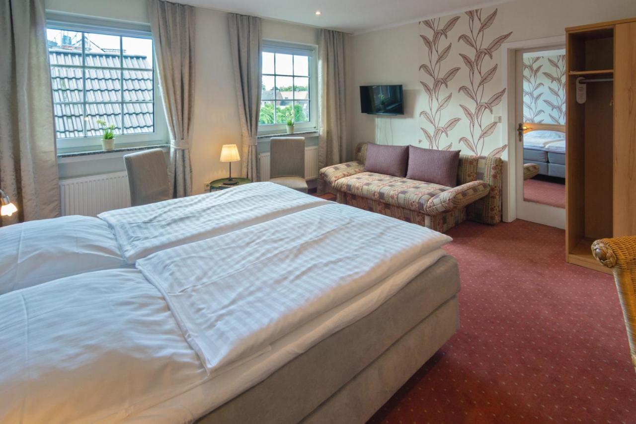 Hotel Am Elisabethufer Jever Luaran gambar