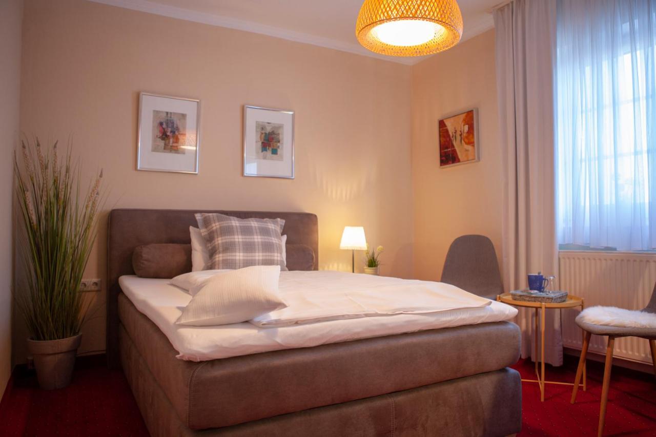 Hotel Am Elisabethufer Jever Luaran gambar